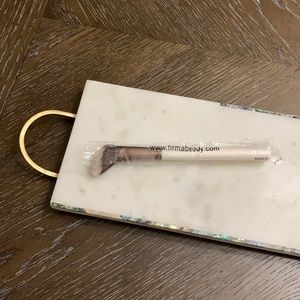 Firma beauty blush brush